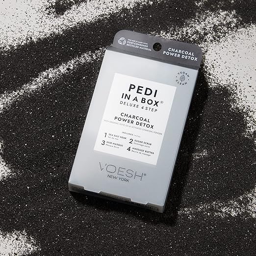 Voesh Pedicure in a Box Deluxe 4 Step - Charcoal Power Detox